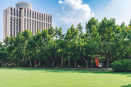 上海財經大學在職研究生上課地點都有什么,就業前景如何? 上海財經大學在職研究生上課地點都有什么,就業前景如何?